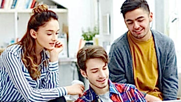 Güney Başak 11. Sınıf Öğrencilerini En Başarılı Kaynaklarla YKS’ye hazırlıyor Güney Başak 11. Sınıf Öğrencilerini En Başarılı Kaynaklarla YKS’ye hazırlıyor