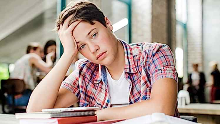 Sınav Kaygısını Nasıl Yeneriz? Sınav Kaygısını Nasıl Yeneriz?